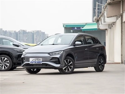 BYD E2 elektr avtomobili